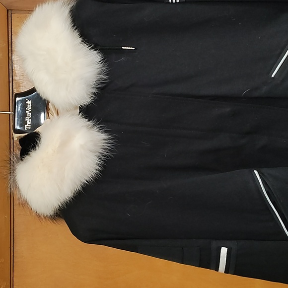 Parka coat, with real Fox collar, brought at Macy's The Fur Vault. - Picture 3 of 8